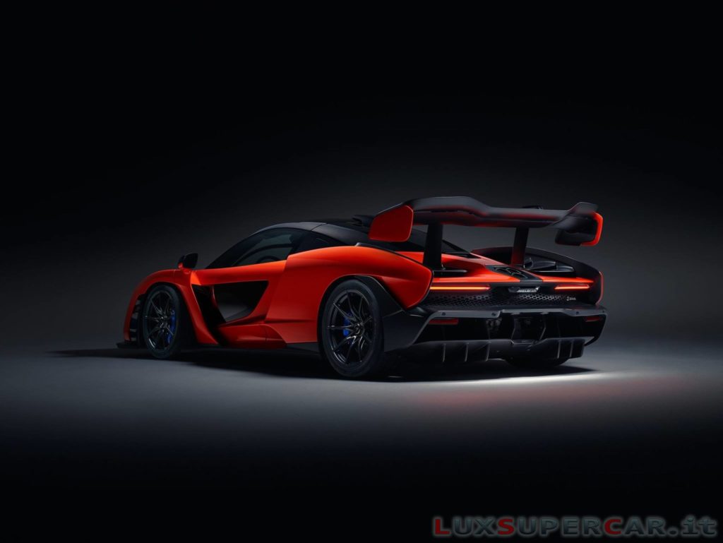 McLaren Senna Retro